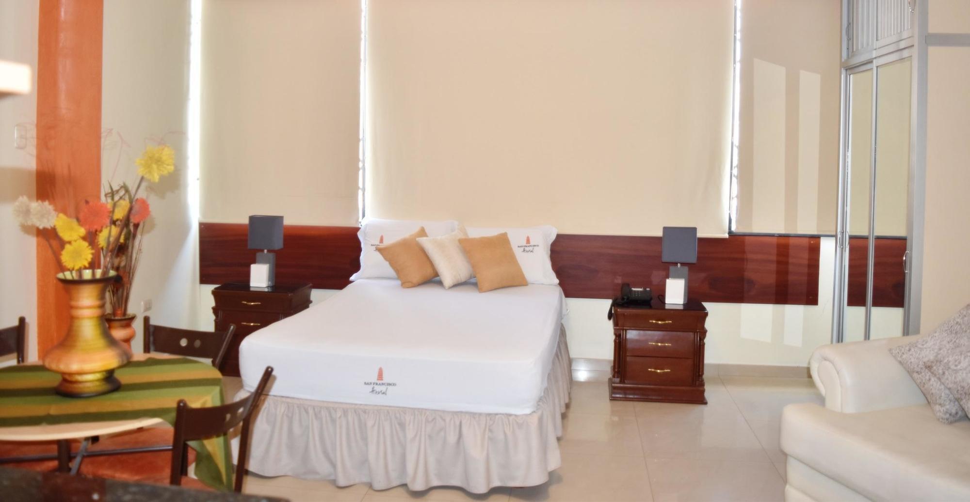 San Francisco Apart Hotel Guayaquil Ngoại thất bức ảnh